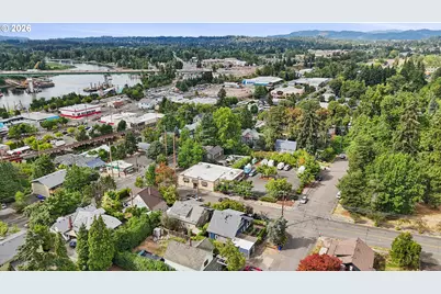 620 12th St, Oregon City, OR 97045 - Photo 32