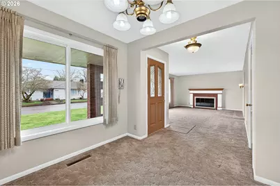 1345 NE 9th St, McMinnville, OR 97128 - Photo 10
