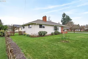 1345 NE 9th St, McMinnville, OR 97128 - Photo 42