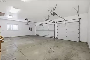 82155 Bear Creek Rd, Creswell, OR 97426 - Photo 32