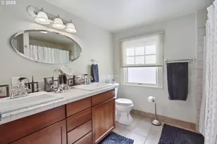 529 W 3rd Pl, The Dalles, OR 97058 - Photo 30