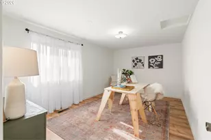 704 NW 3rd Dr, Pendleton, OR 97801 - Photo 12