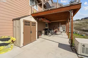 704 NW 3rd Dr, Pendleton, OR 97801 - Photo 30