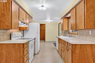 230 SW 7th Ave, Canby, OR 97013 - Photo 12