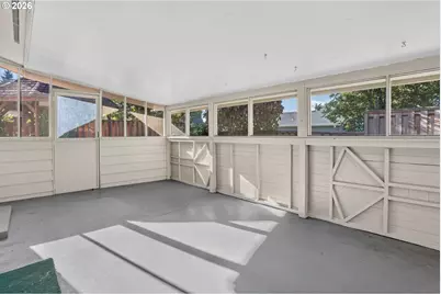 230 SW 7th Ave, Canby, OR 97013 - Photo 30