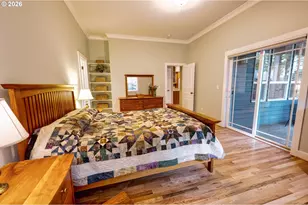 6039 SW Haines (Quiet Part) St, Portland, OR 97219 - Photo 26