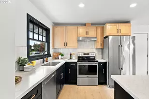6031 SE Brooklyn St, Portland, OR 97206 - Photo 4
