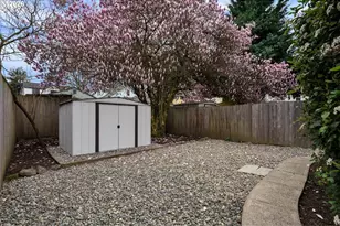 130 NE Morris St, Portland, OR 97212 - Photo 42