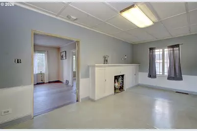 1714 E 29th St, Vancouver, WA 98663 - Photo 6