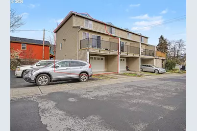 3233 SE 122 #D, Portland, OR 97236 - Photo 2