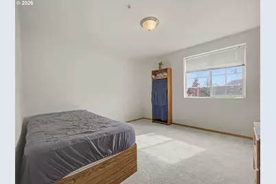 3233 SE 122 #D, Portland, OR 97236 - Photo 20