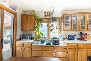 10413 S E St, Island City, OR 97850 - Photo 4