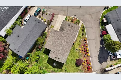 547 SW Georgetown Way #27, Beaverton, OR 97006 - Photo 4