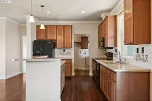 547 SW Georgetown Way, Beaverton, OR 97006 - Photo 12