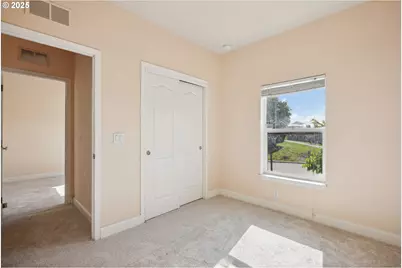 547 SW Georgetown Way #27, Beaverton, OR 97006 - Photo 22