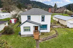 106 S Main St, Drain, OR 97435 - Photo 2