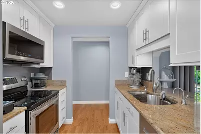 2530 SW 192nd Ave, Beaverton, OR 97003 - Photo 12