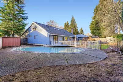 20012 NW Metolius Dr, Portland, OR 97229 - Photo 28