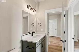 981 W Washington St, Carlton, OR 97111 - Photo 34
