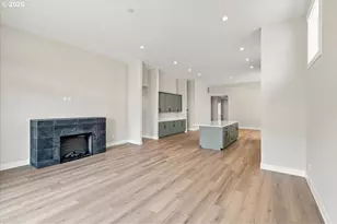 981 W Washington St, Carlton, OR 97111 - Photo 16