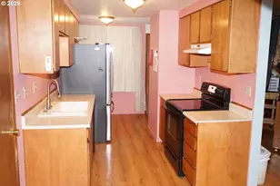 802 54th Pl, Springfield, OR 97478 - Photo 6