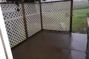 802 54th Pl, Springfield, OR 97478 - Photo 8