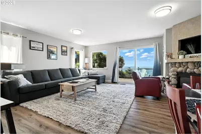 2223 SW Coast Ave, Lincoln City, OR 97367 - Photo 8