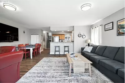 2223 SW Coast Ave, Lincoln City, OR 97367 - Photo 12