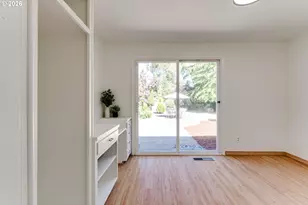 280 Regal Ct, Eugene, OR 97401 - Photo 22