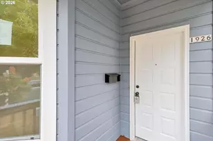 1926 SE Washington St, Portland, OR 97214 - Photo 18