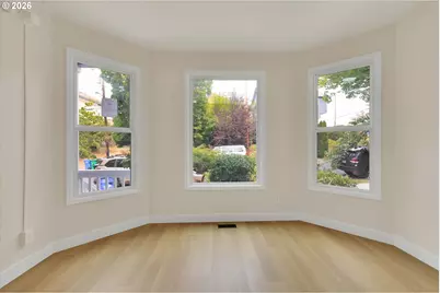 1926 SE Washington St, Portland, OR 97214 - Photo 4