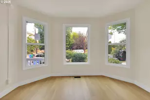1926 SE Washington St, Portland, OR 97214 - Photo 4