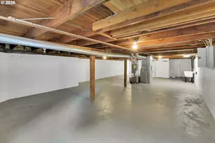 1926 SE Washington St, Portland, OR 97214 - Photo 32