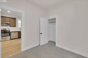 1926 SE Washington St, Portland, OR 97214 - Photo 14