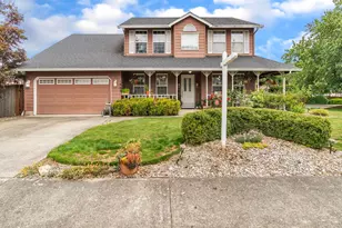 1903 NE 104th Ave, Vancouver, WA 98664 - Photo 2