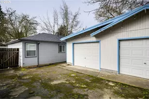 13005 SW Walker Rd, Beaverton, OR 97005 - Photo 22