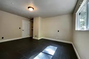 867 S 71st St, Springfield, OR 97478 - Photo 28