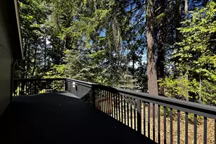 867 S 71st St, Springfield, OR 97478 - Photo 14