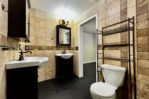 867 S 71st St, Springfield, OR 97478 - Photo 30