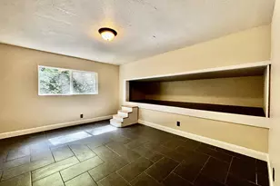867 S 71st St, Springfield, OR 97478 - Photo 38
