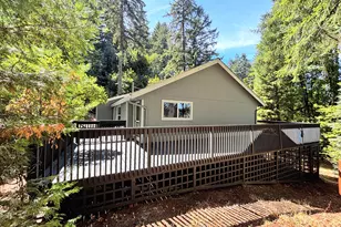 867 S 71st St, Springfield, OR 97478 - Photo 4