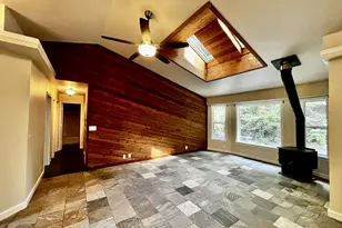 867 S 71st St, Springfield, OR 97478 - Photo 18