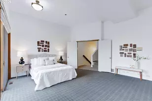 2206 SW Hoffman Ave, Portland, OR 97201 - Photo 18