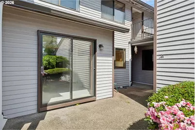 12116 SE 104th Ct, Happy Valley, OR 97086 - Photo 2