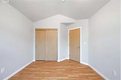 9132 SE Clinton St, Portland, OR 97266 - Photo 30