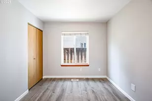 9132 SE Clinton St, Portland, OR 97266 - Photo 14