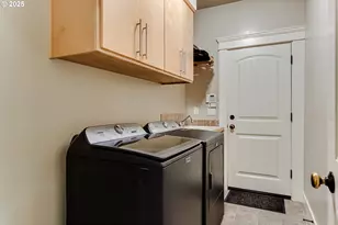 2580 Crowther Dr, Eugene, OR 97404 - Photo 38