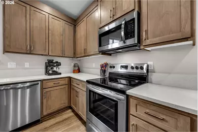 3611 NE Minnehaha St, Vancouver, WA 98661 - Photo 8