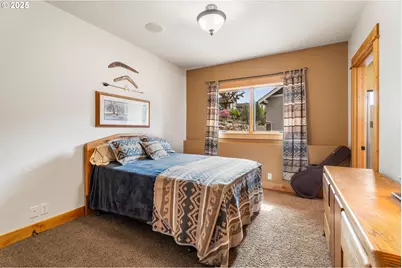 10715 Rockside Ct, Redmond, OR 97756 - Photo 32