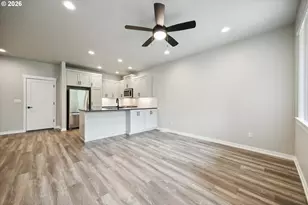 8157 SE Vermont St, Hillsboro, OR 97123 - Photo 6